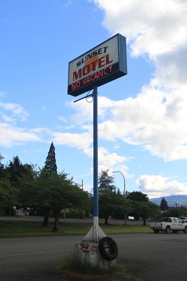 Sunset Motel Port Alberni Ngoại thất bức ảnh