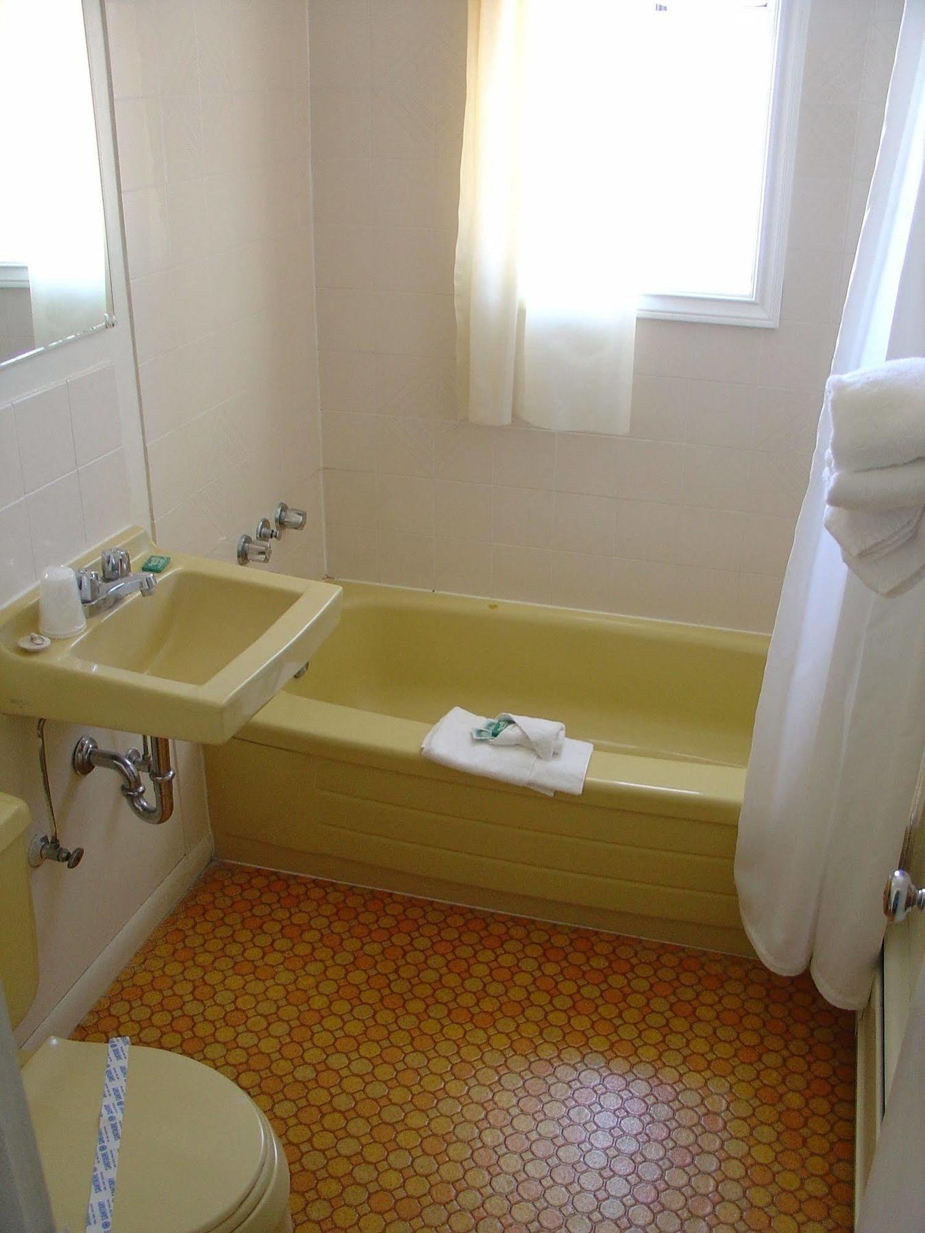 Sunset Motel Port Alberni Ngoại thất bức ảnh