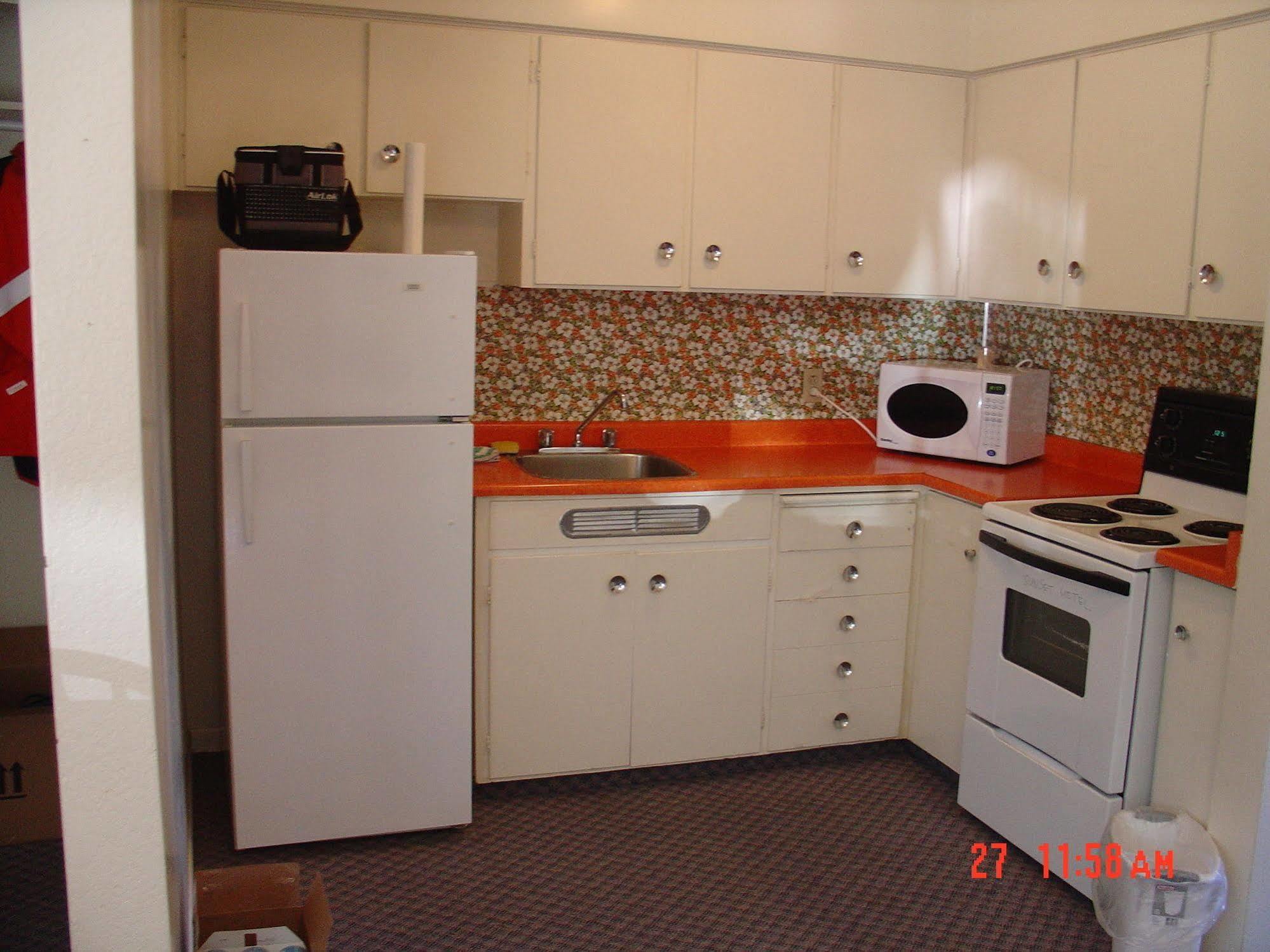 Sunset Motel Port Alberni Ngoại thất bức ảnh