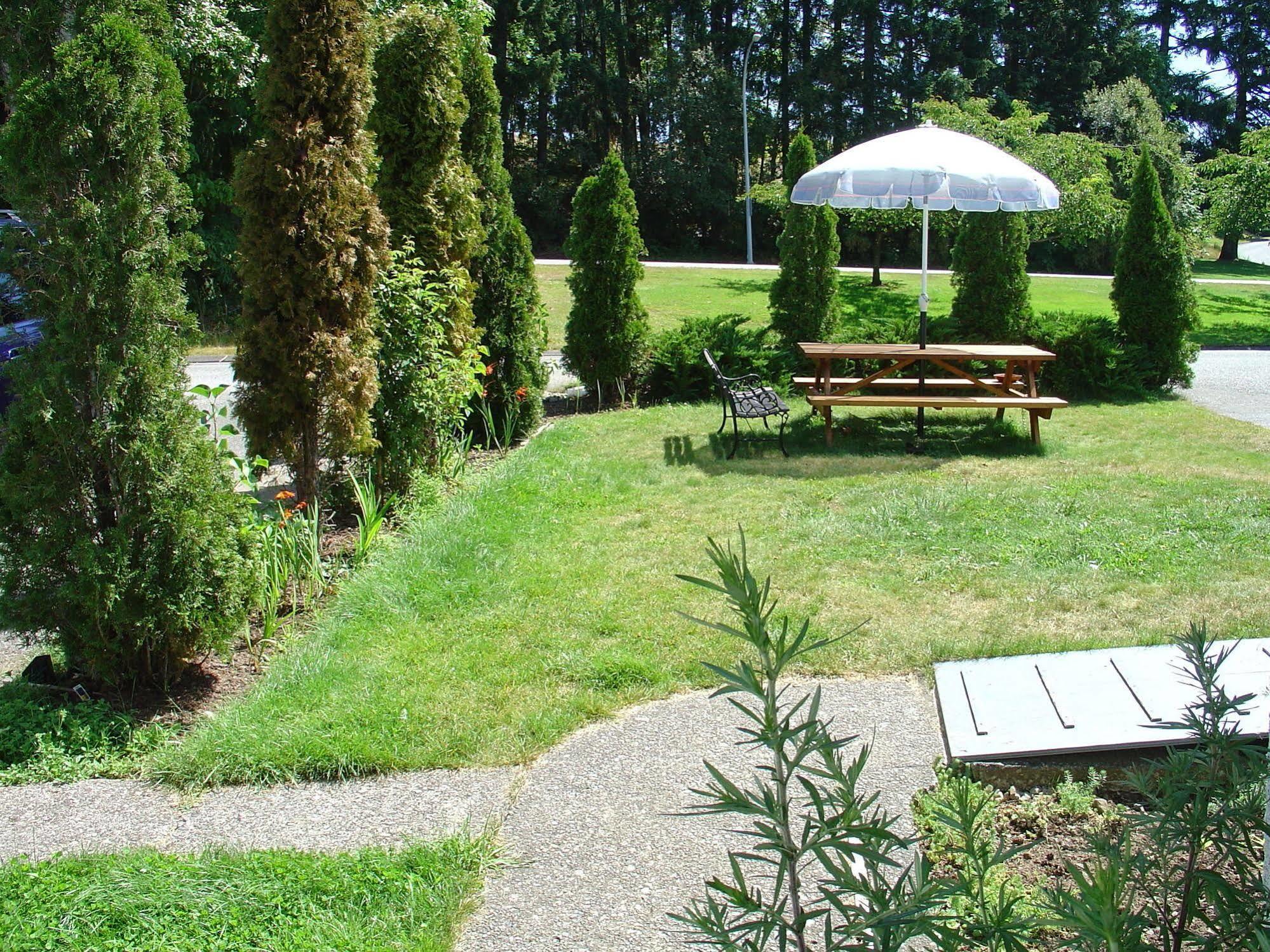 Sunset Motel Port Alberni Ngoại thất bức ảnh